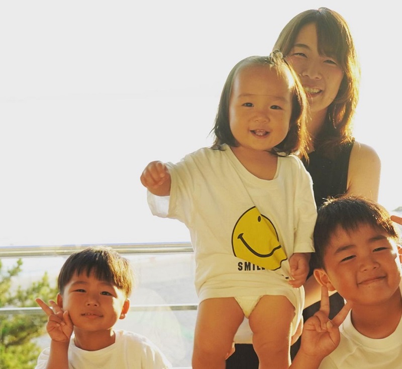 菅章哉とは？2013年に結婚。美人妻・子3人の5人家族
